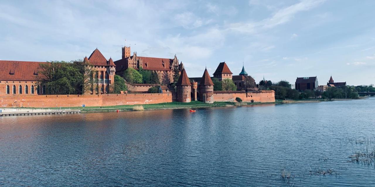 Castle Apartments Мальборк Екстер'єр фото